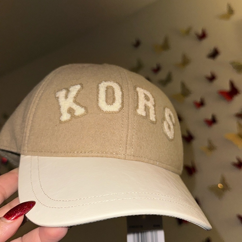 Women’s cap Michael kors